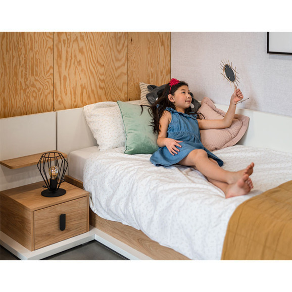 Lit 90x200 avec coffre de rangement et matelas MASSI blanc et chêne hickory