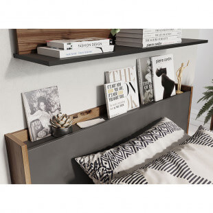 Rangement dans la tête de lit