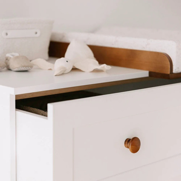 Commode à Langer Vintage – 3 Tiroirs, Plan Amovible, Noyer Clair