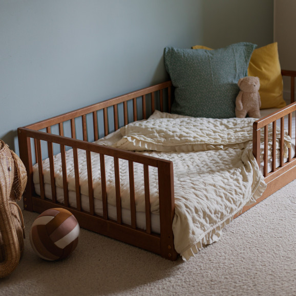 Monty Bed vintage