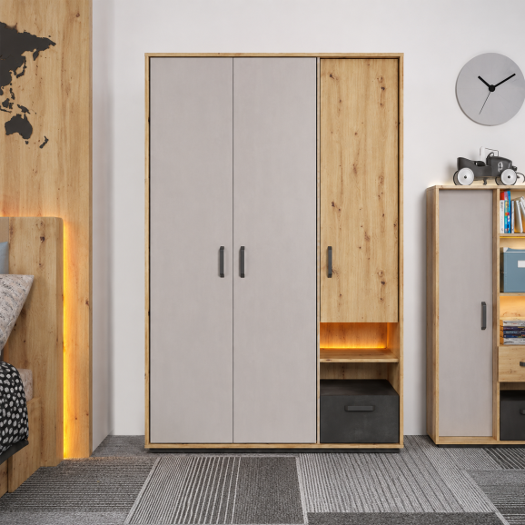 Armoire trois portes blanche et chêne avec éclairage LED